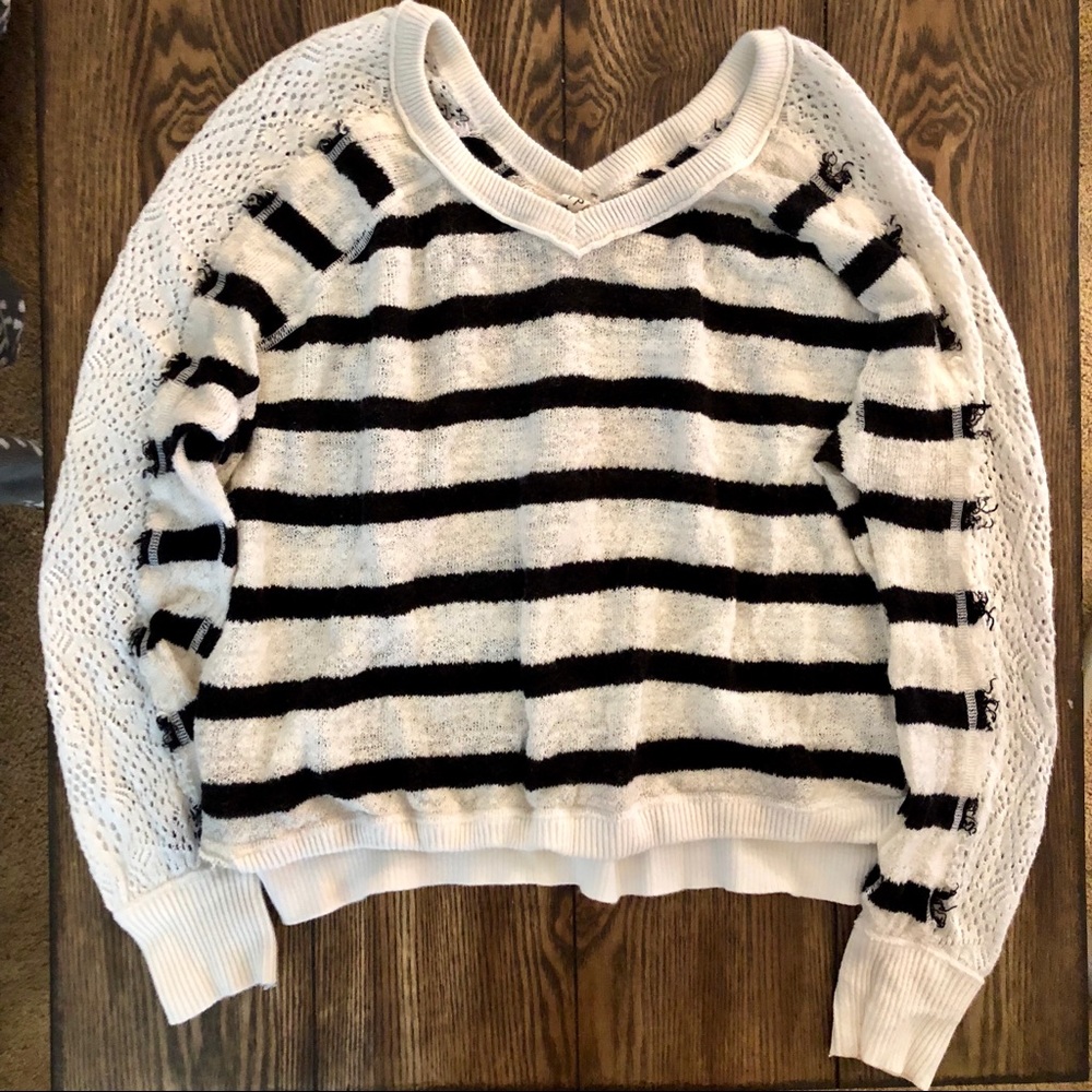 SALE: black & white striped long sleeve sweater